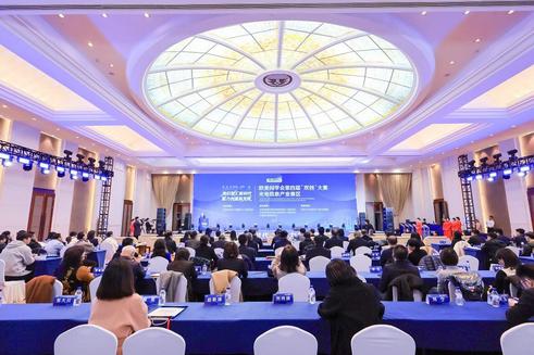 新的社会阶层人士代表及高校统战干部