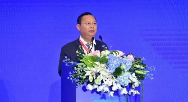 培养“双碳”人才 助力低碳城镇建设