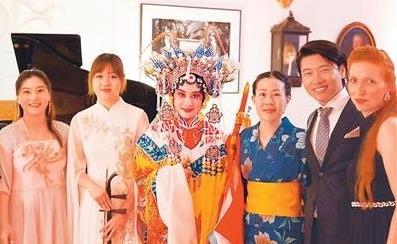 五千“洋景漂”活跃中国千年瓷都 筑梦