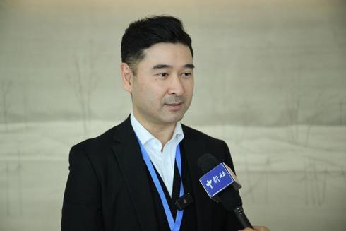 华裔青少年有了中国牵挂